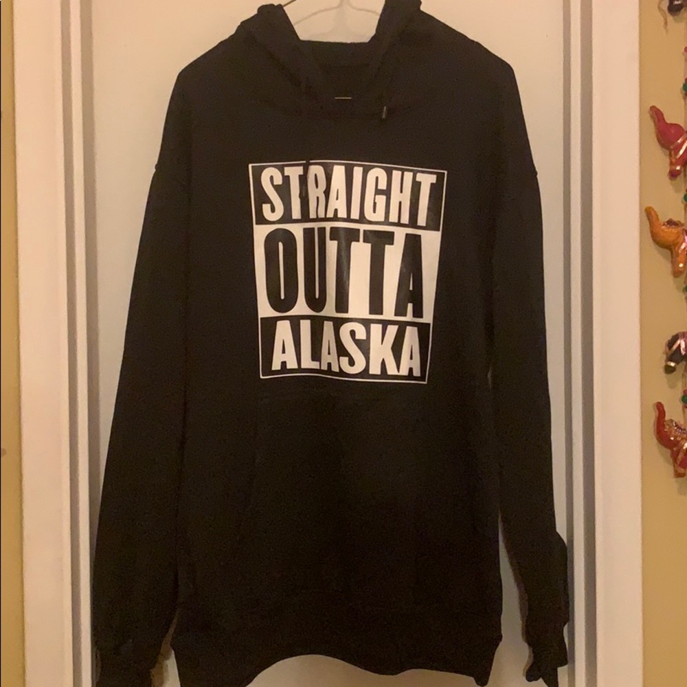 Straight Outta Alaska Hoodie Size XL unisex